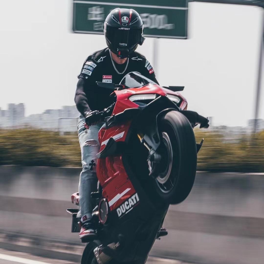 骚翘🏍️