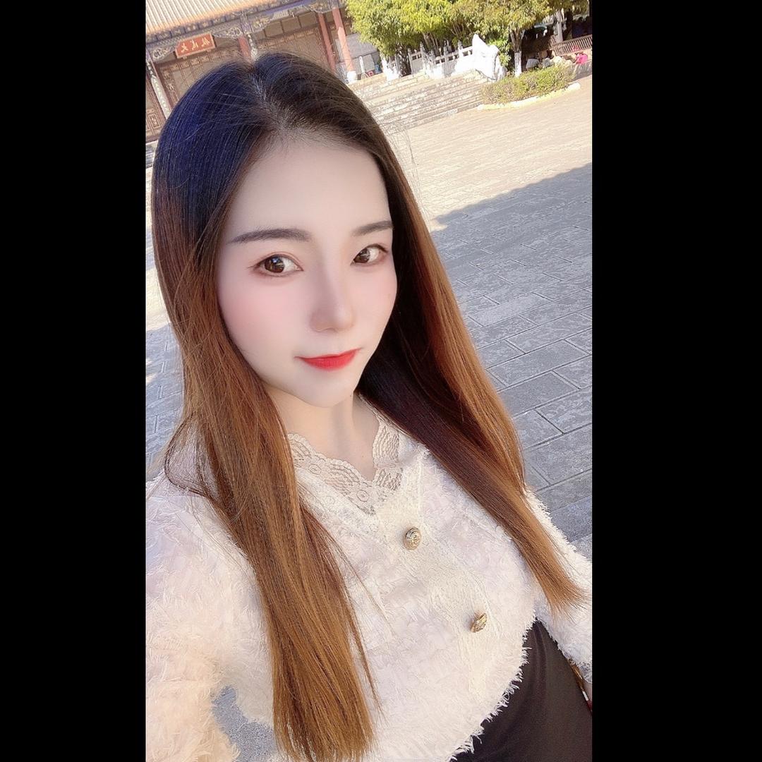 曲靖女孩在版纳