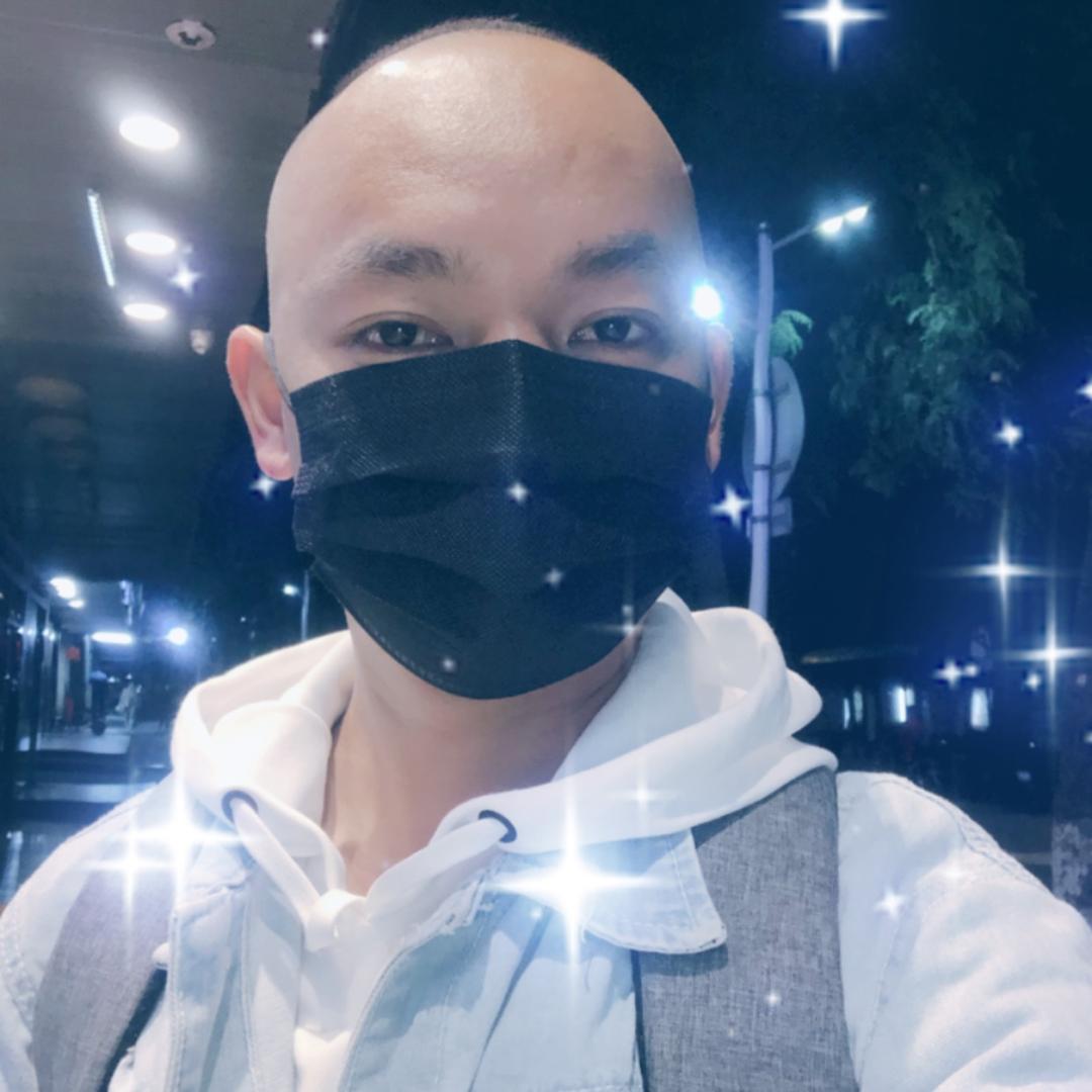 梁先生