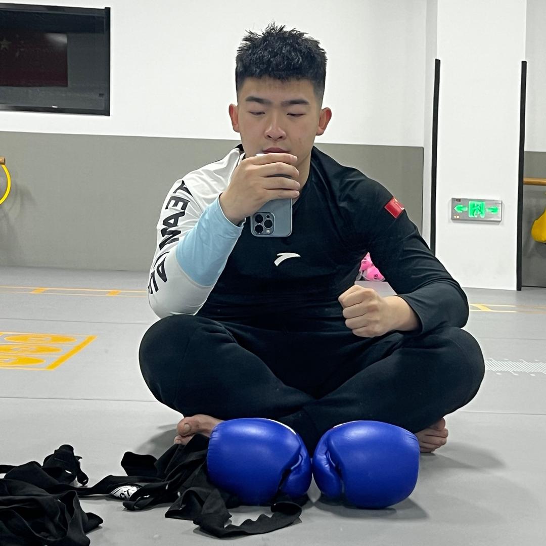 拳台体育生🥊