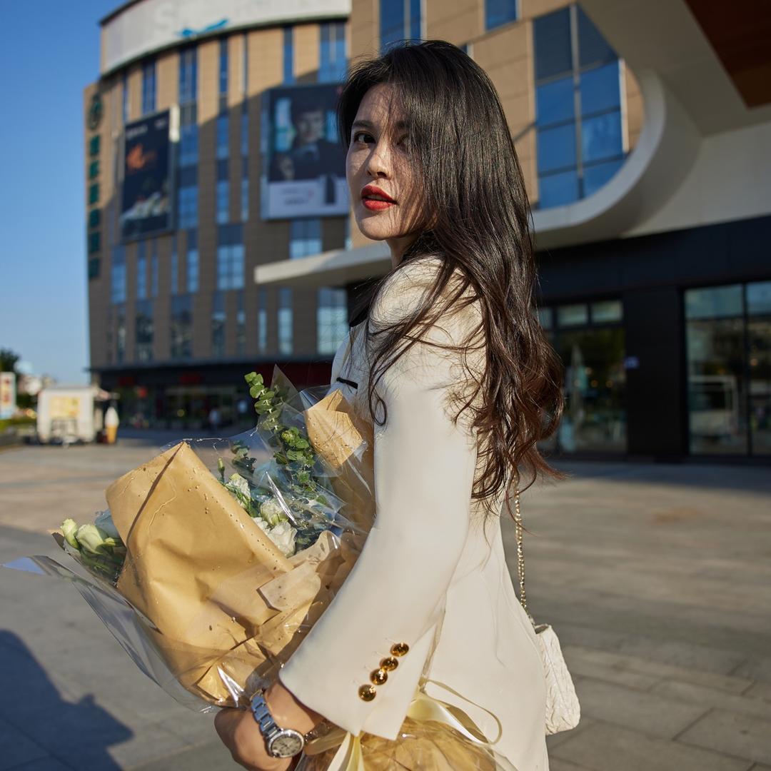 杨婧苒