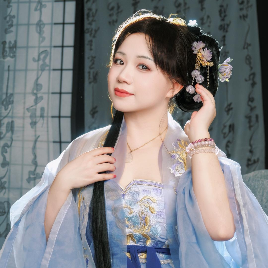 N~乌龙女