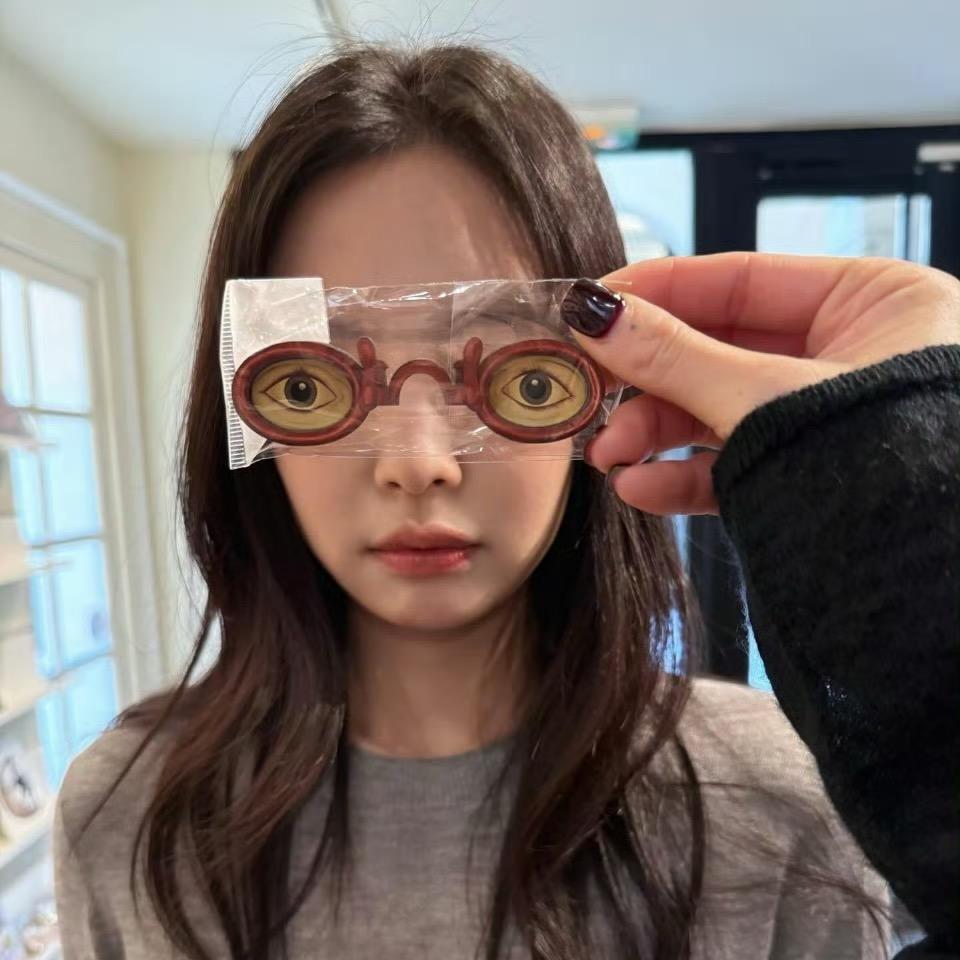 四点睡