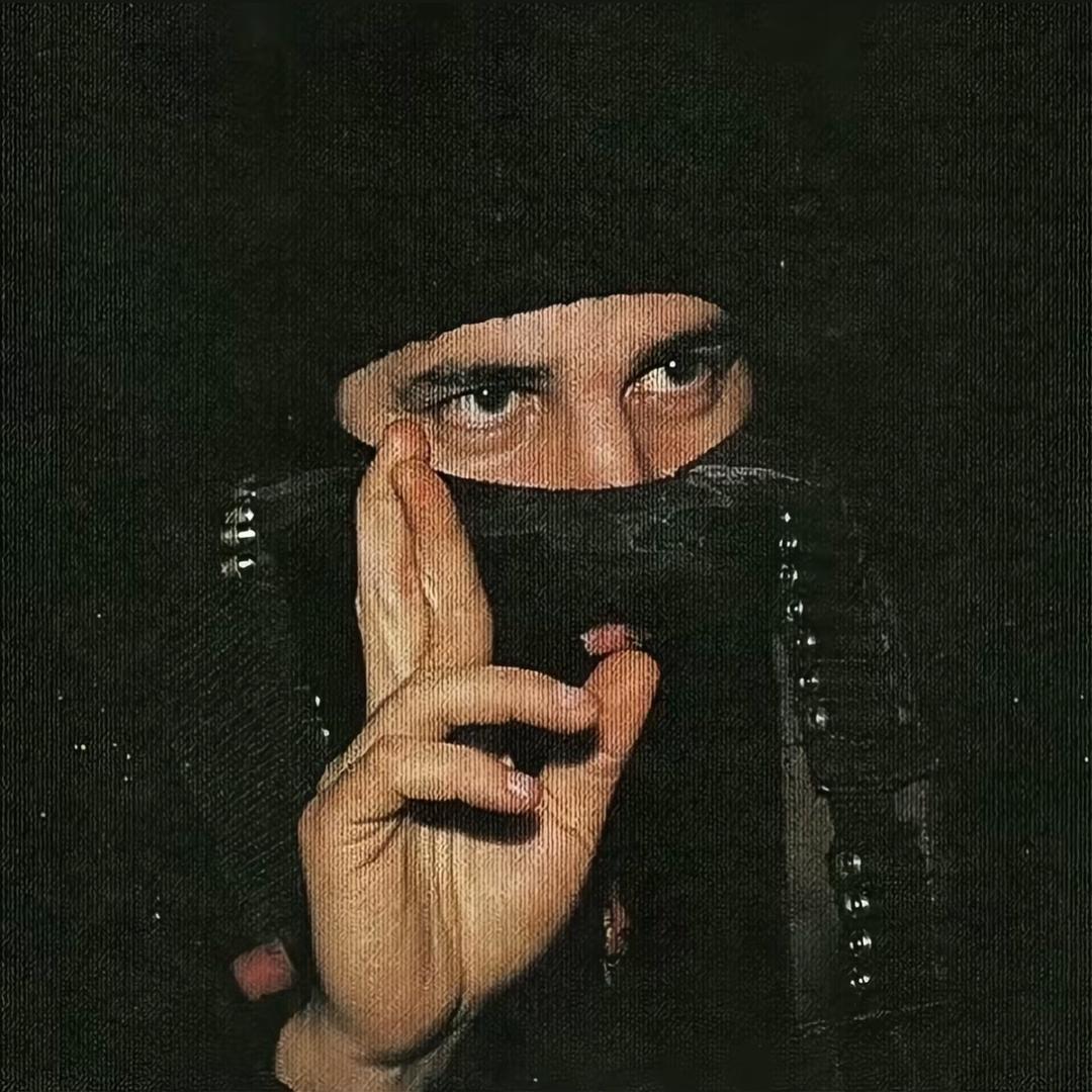 LionelAaroon10