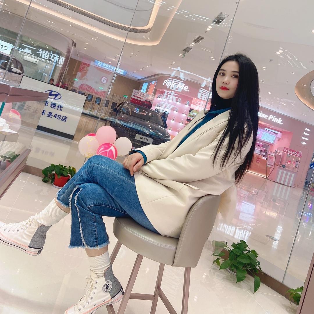 黄金姐姐💎吾悦广场小毛