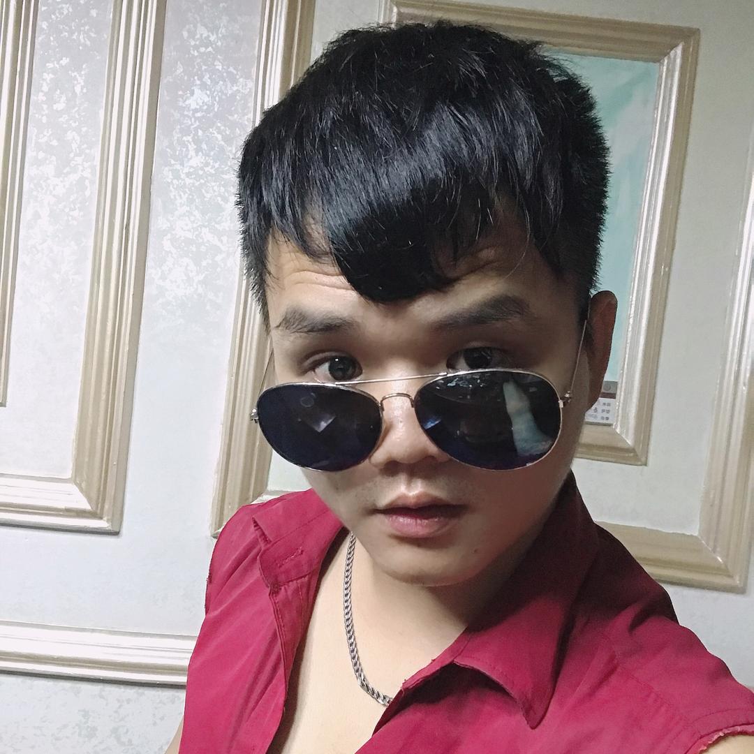 广东 聪弟✌️演艺圈的 😄