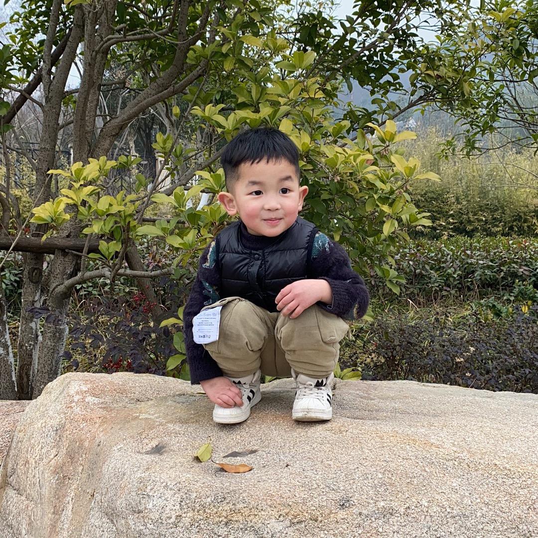 邹先生