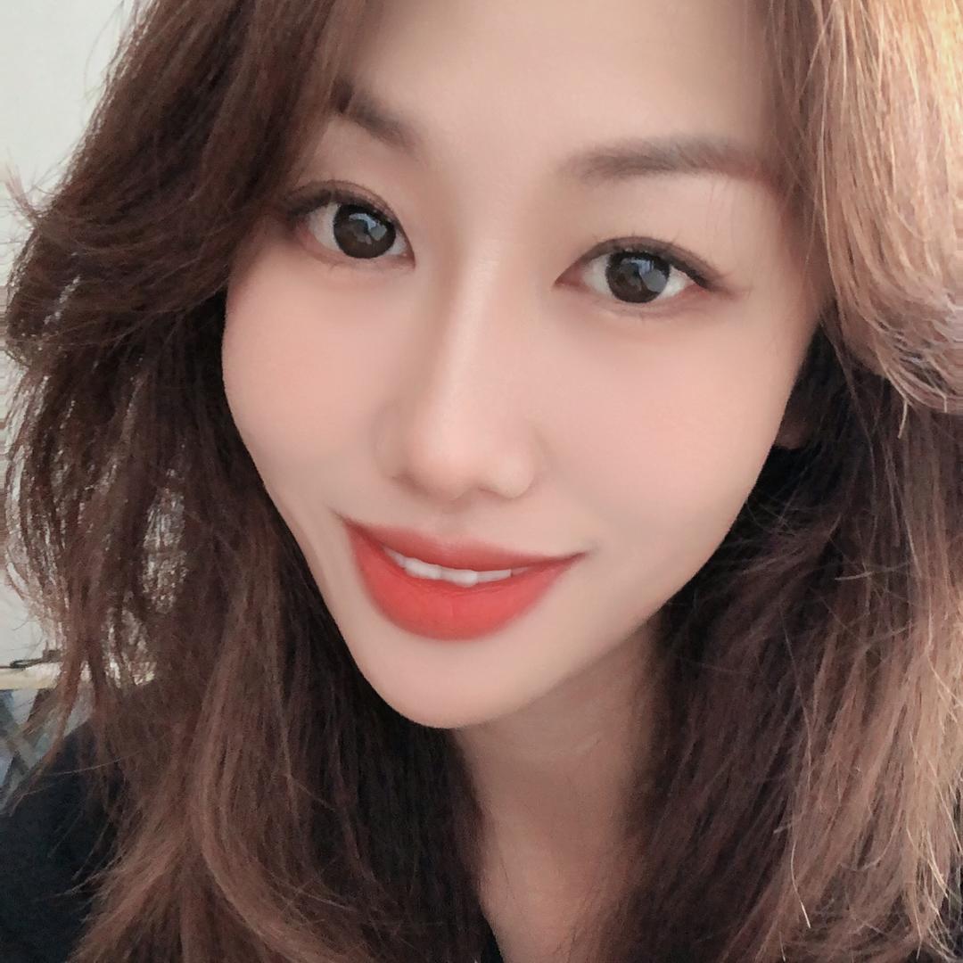 王不同