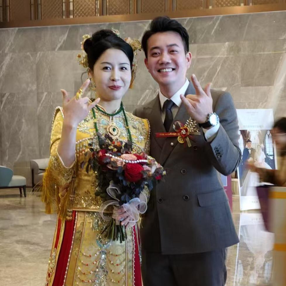 湛江宴老板娘周有钱