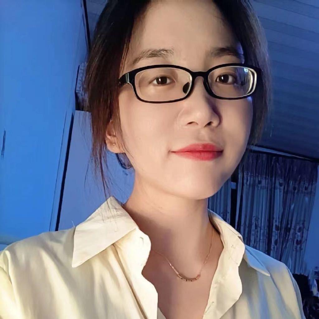 慕源珠宝-小丸子很忙