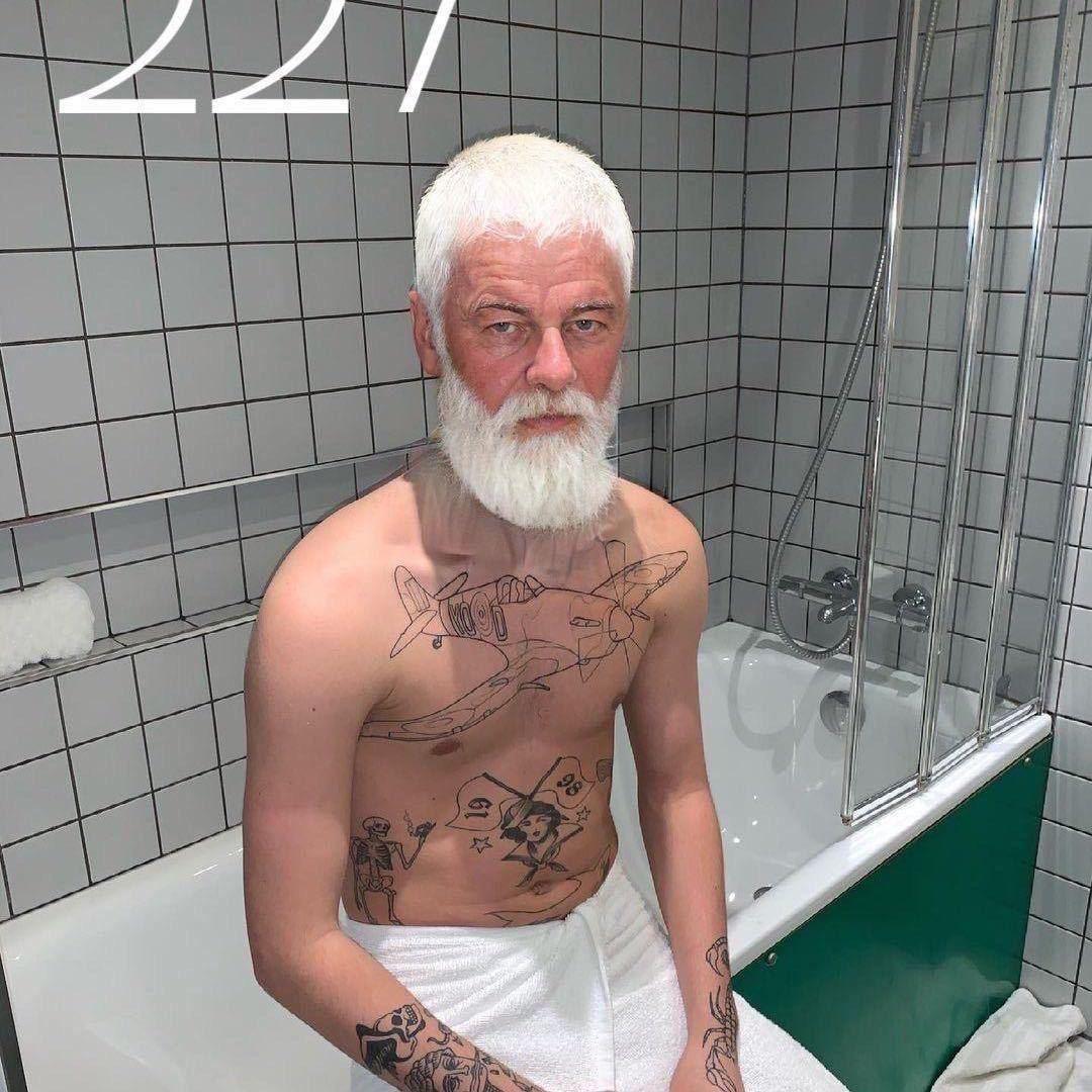 R-