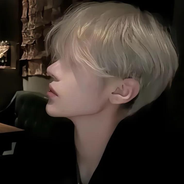 🌈  磕Cp达人（喜欢的关注哦）