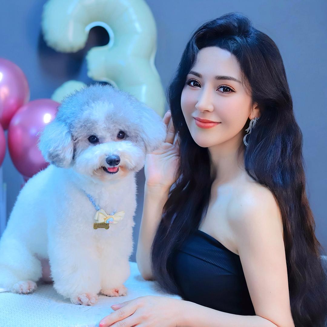 ViVi的小可爱叫宾宾