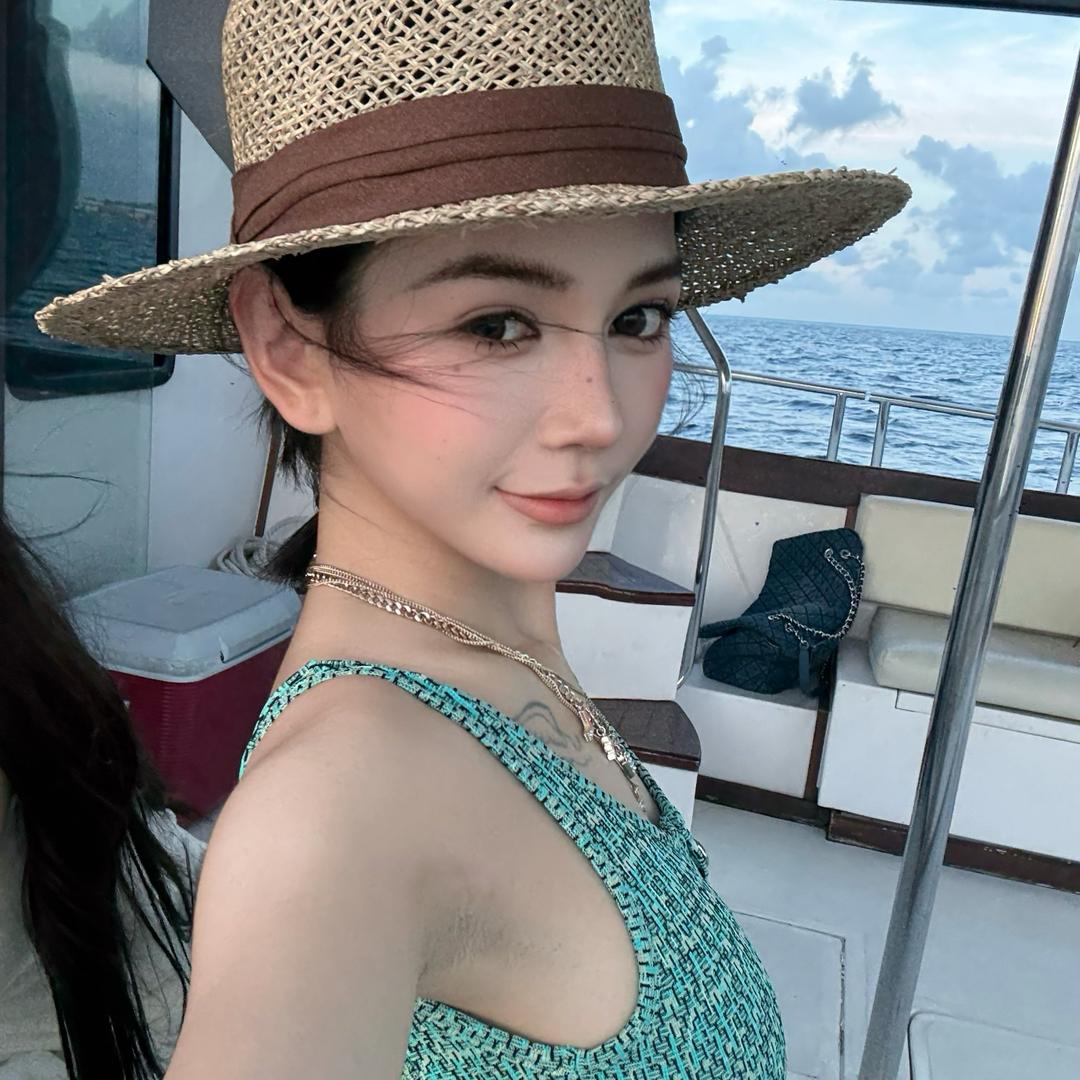 肉肉酱ᐝ