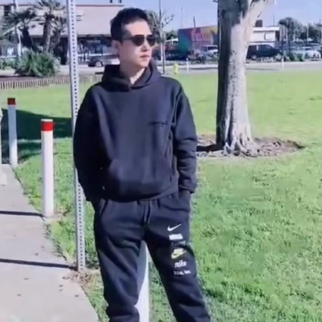 美国摆渡龙哥