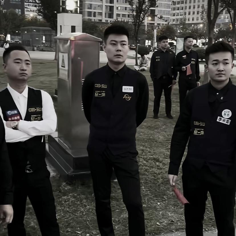 岑丰卓体育器材