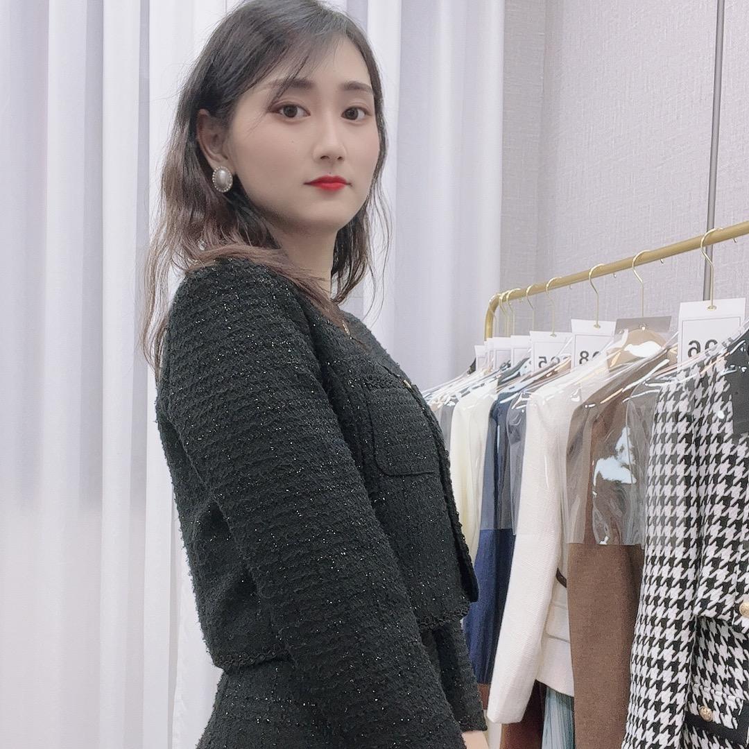 九月轻奢定制女装