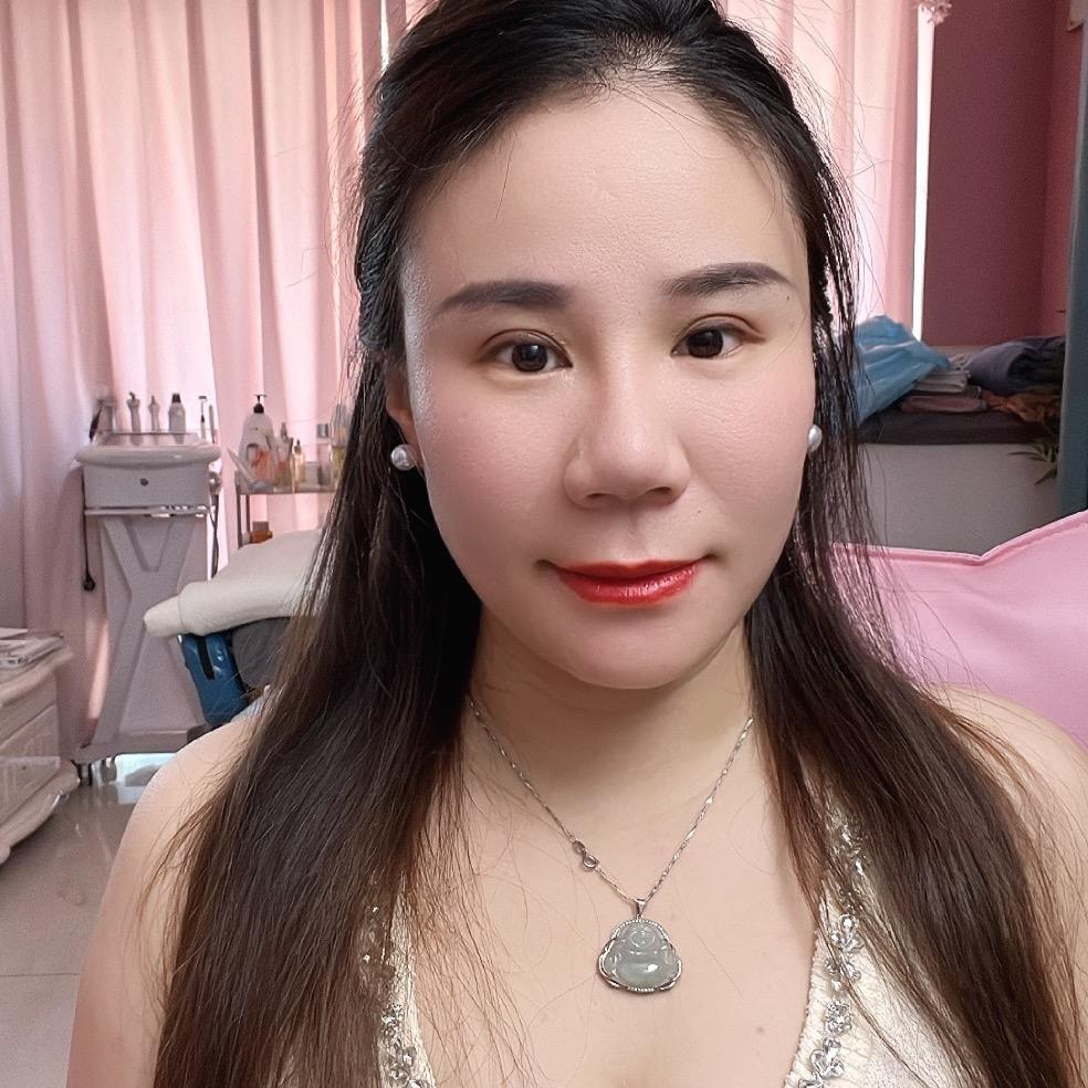 欧迪韵～月姐美美教练