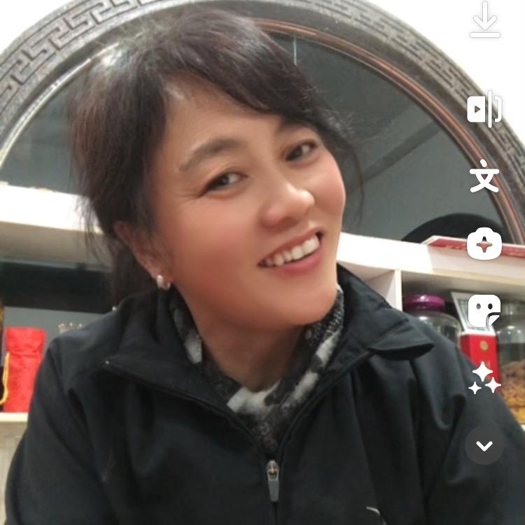 雪山芳姐