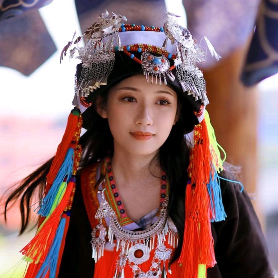 阁仍-小琦