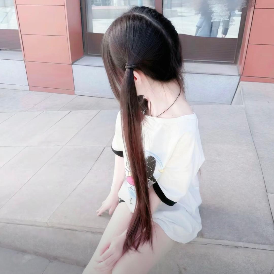 林霜儿.