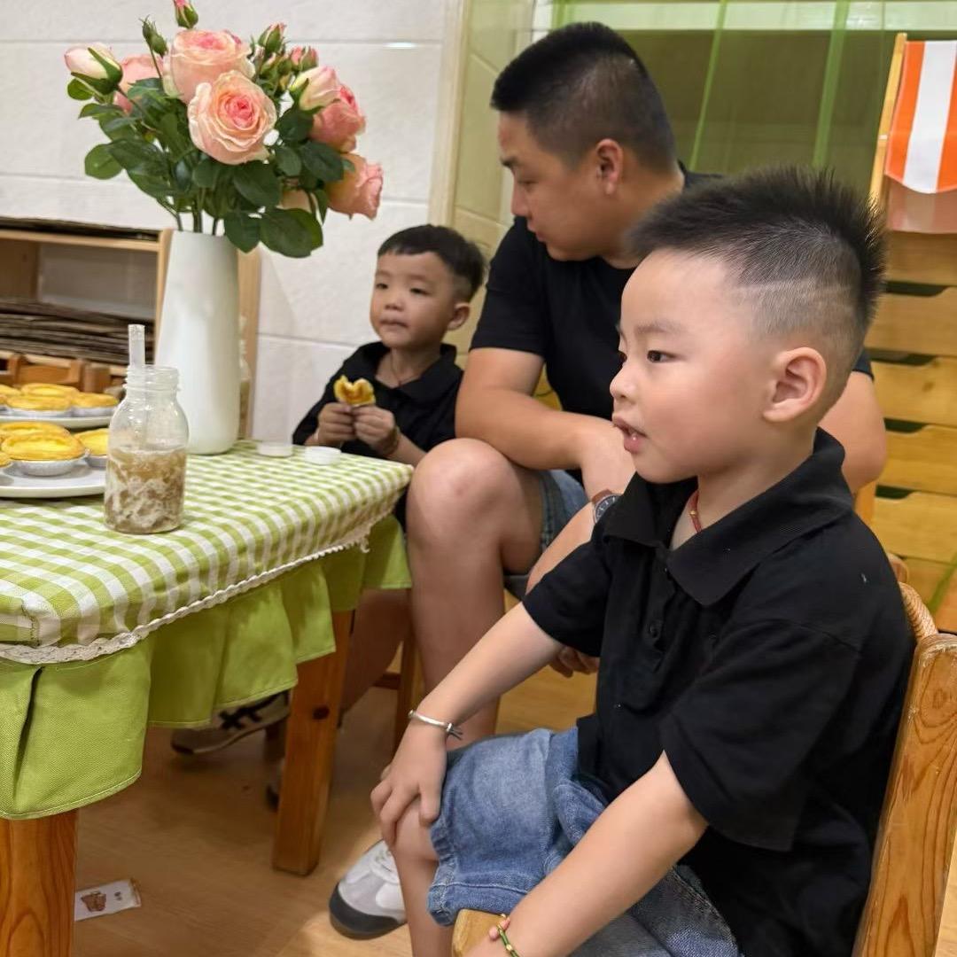 广东汕头一李泽锐