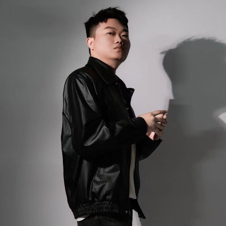 安溪小山专攻烫发