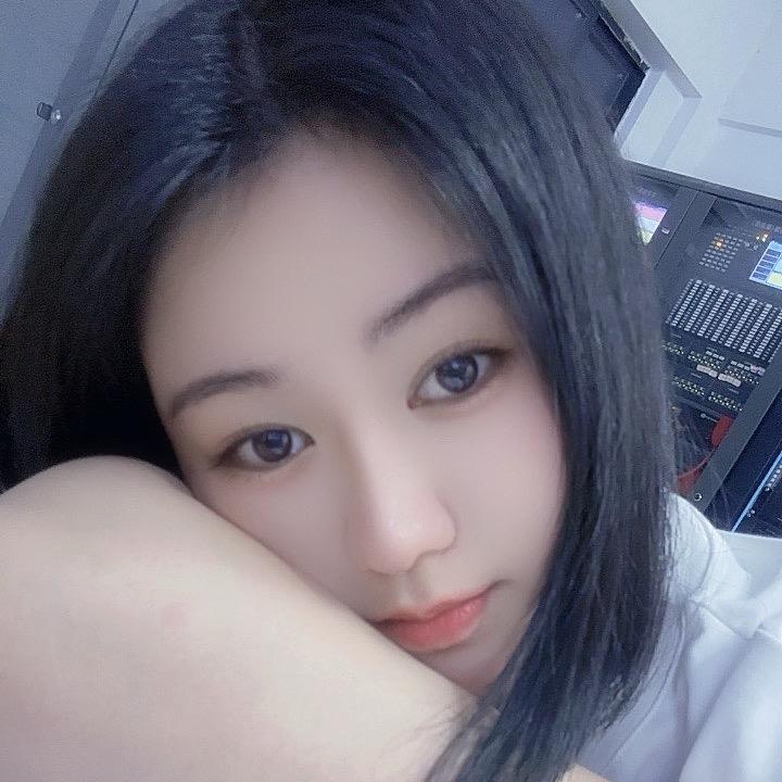 💋💋周周