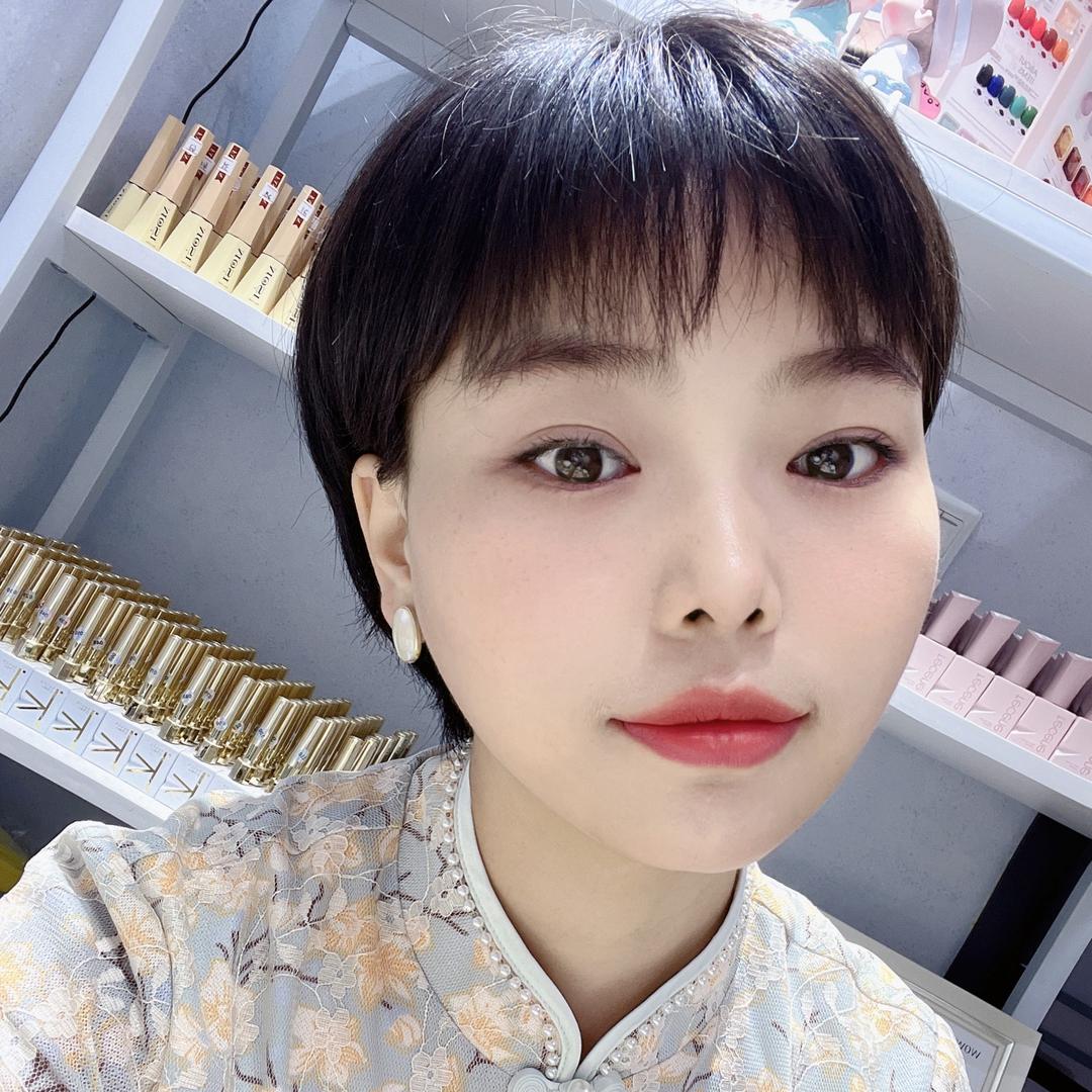 小燕•睫毛私人订制设计师