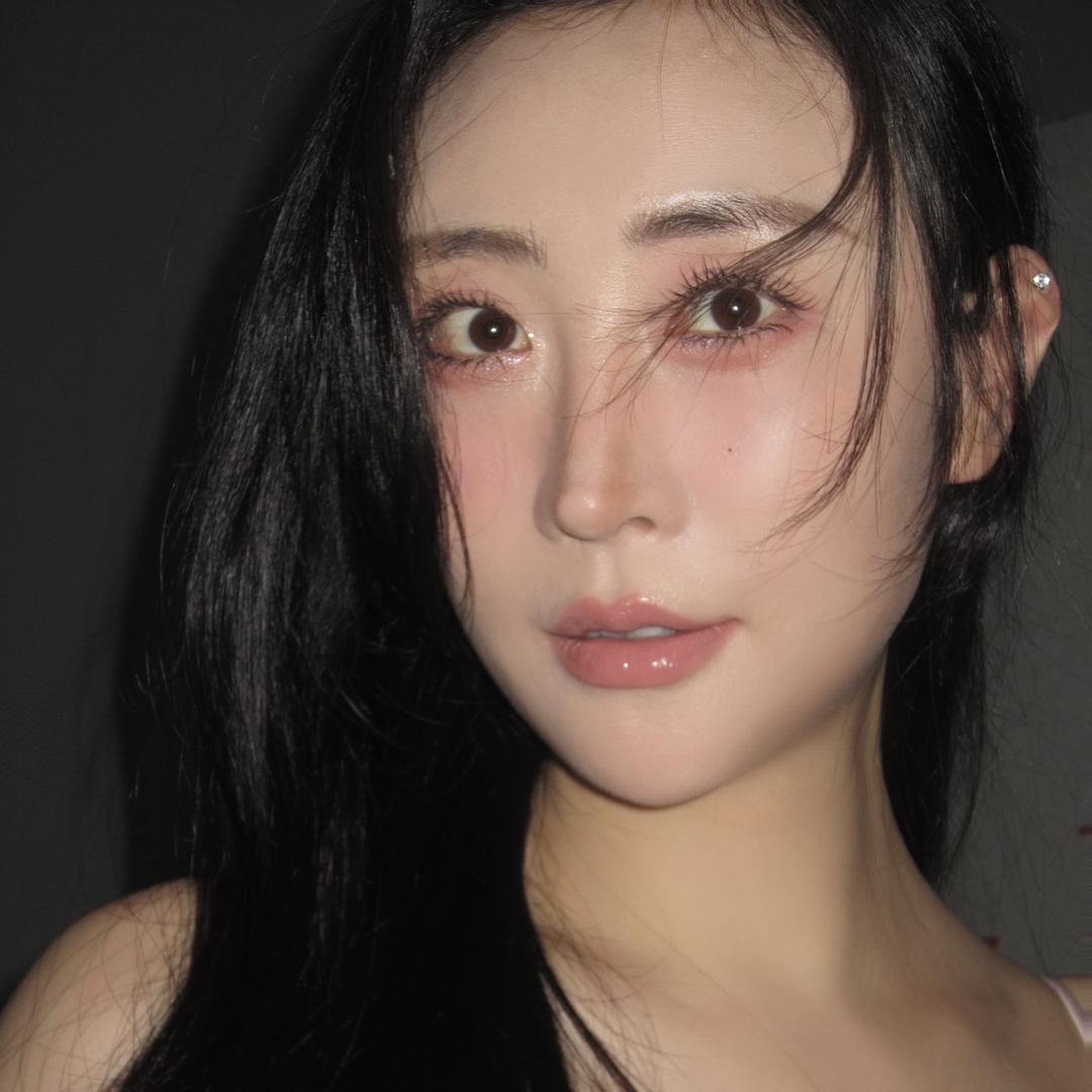 暴走的兔子🐰