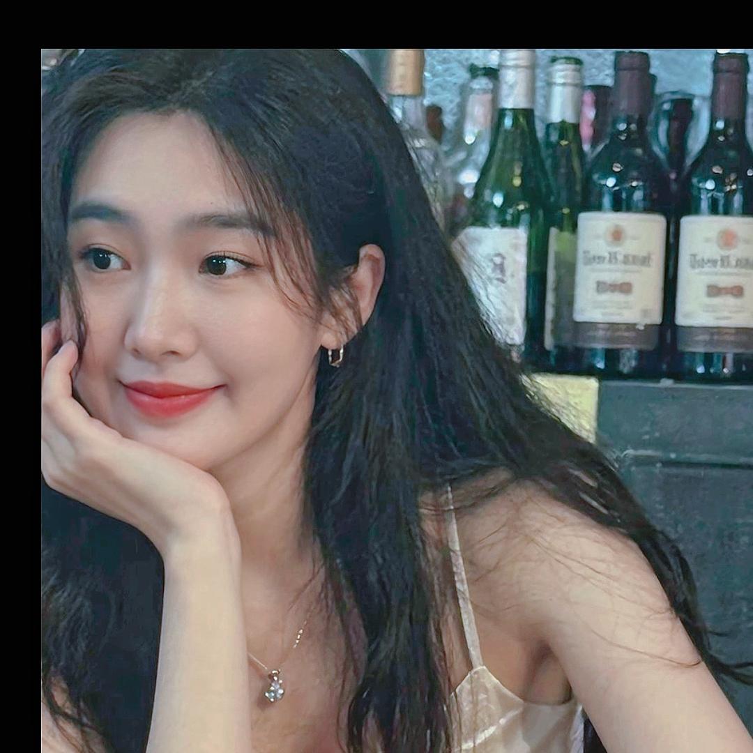 拱白菜的小猪💤