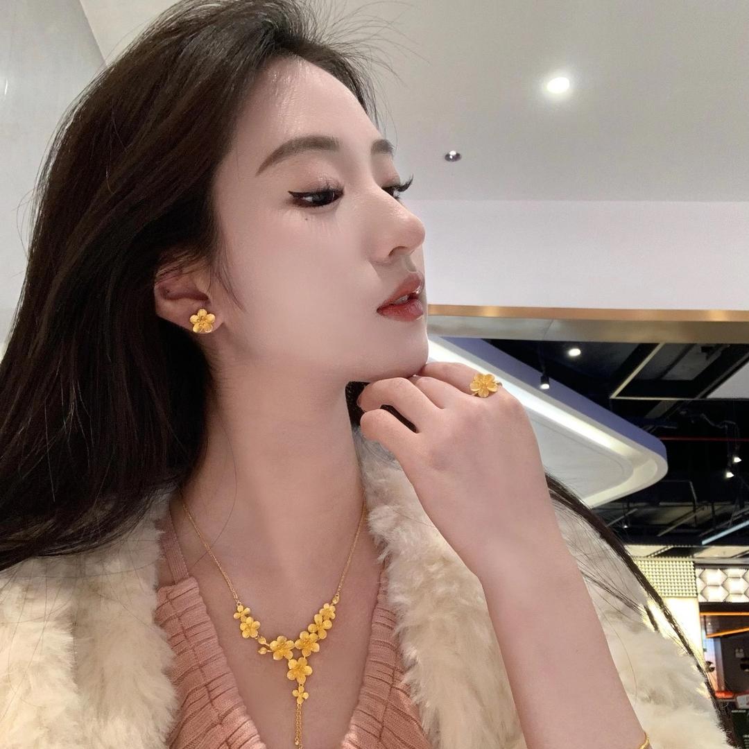 深圳周生莹珠宝