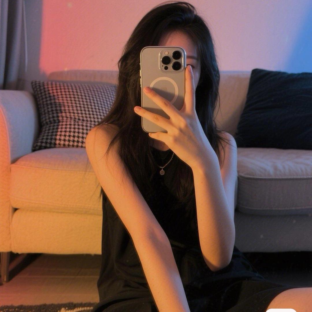 爱吃荔枝的小亚