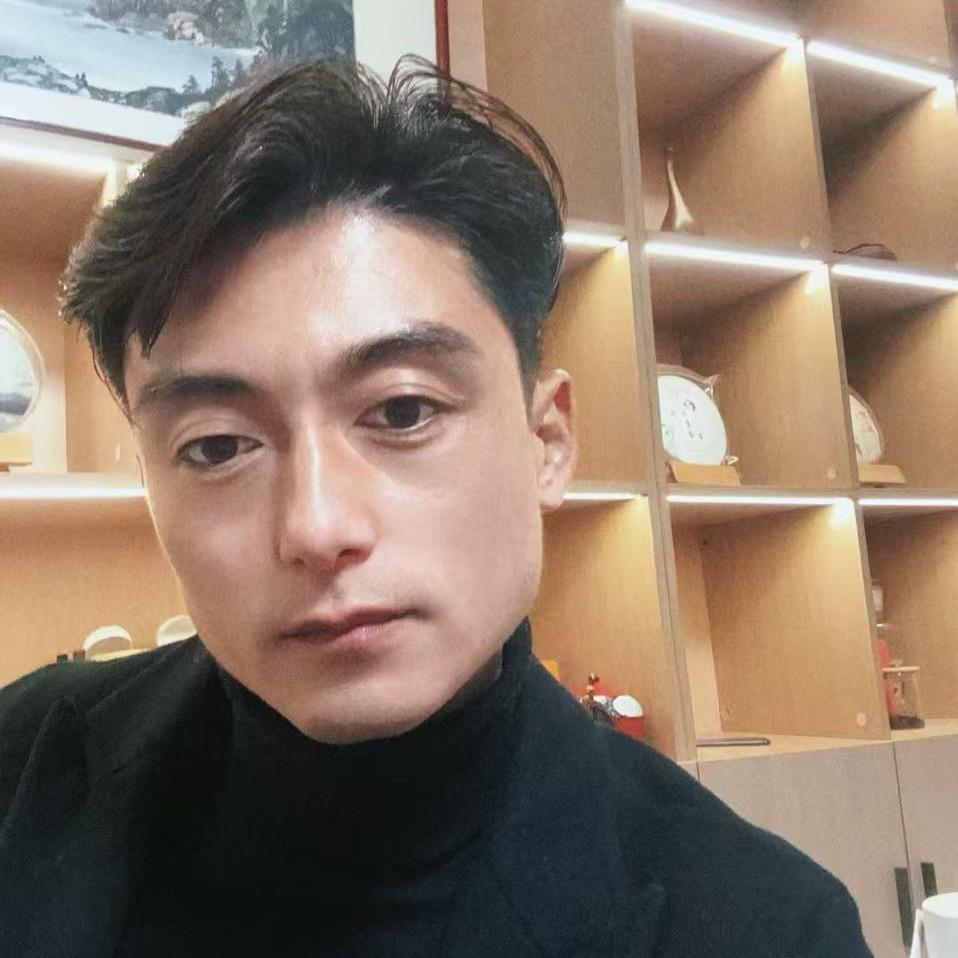 宥宏