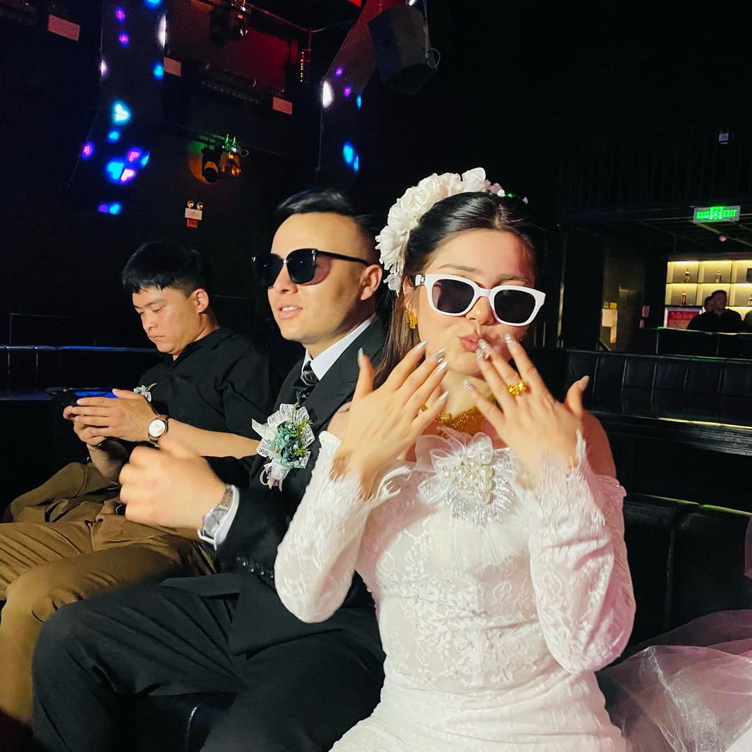 爱吵架的夫妻🎎