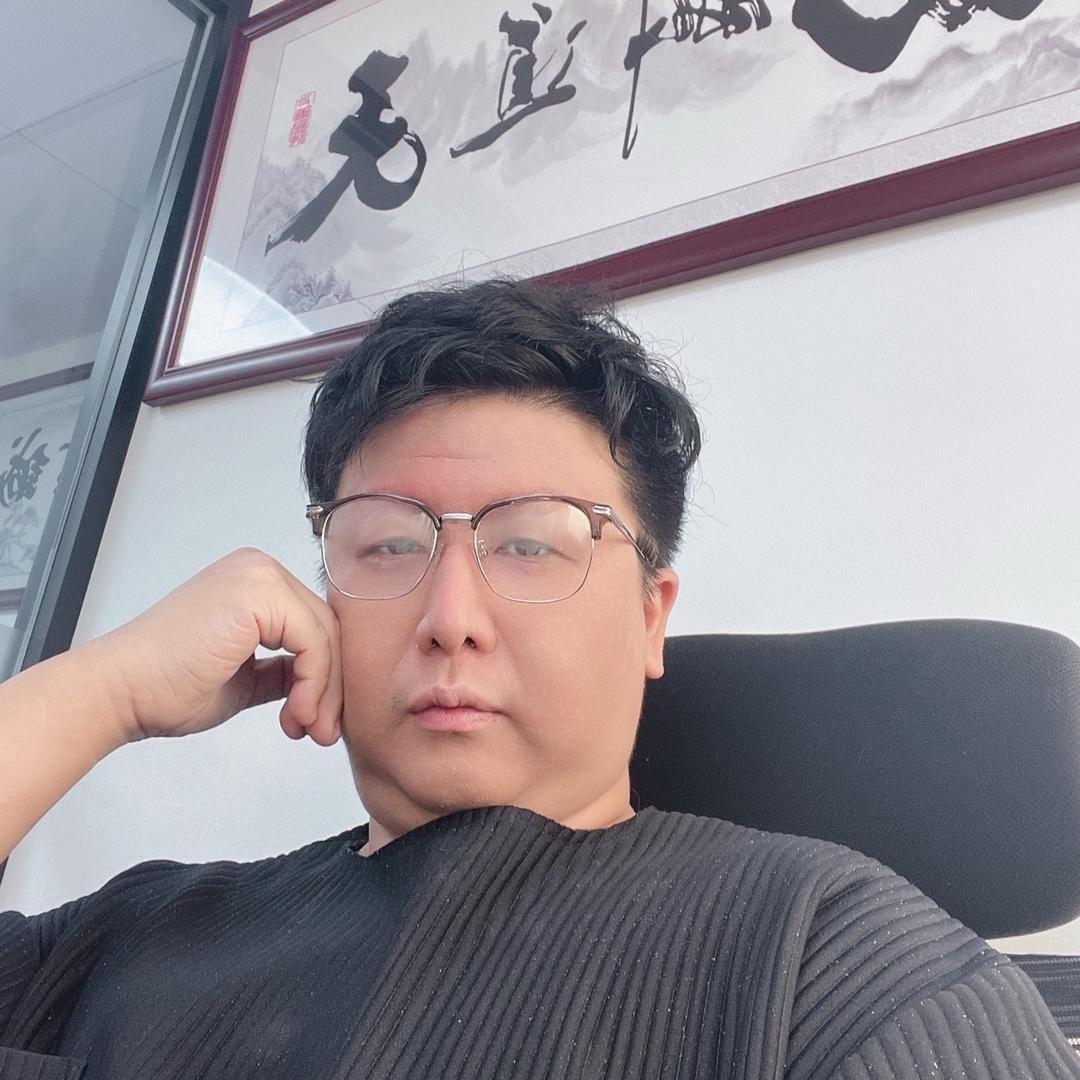 虾服地摊小龙虾