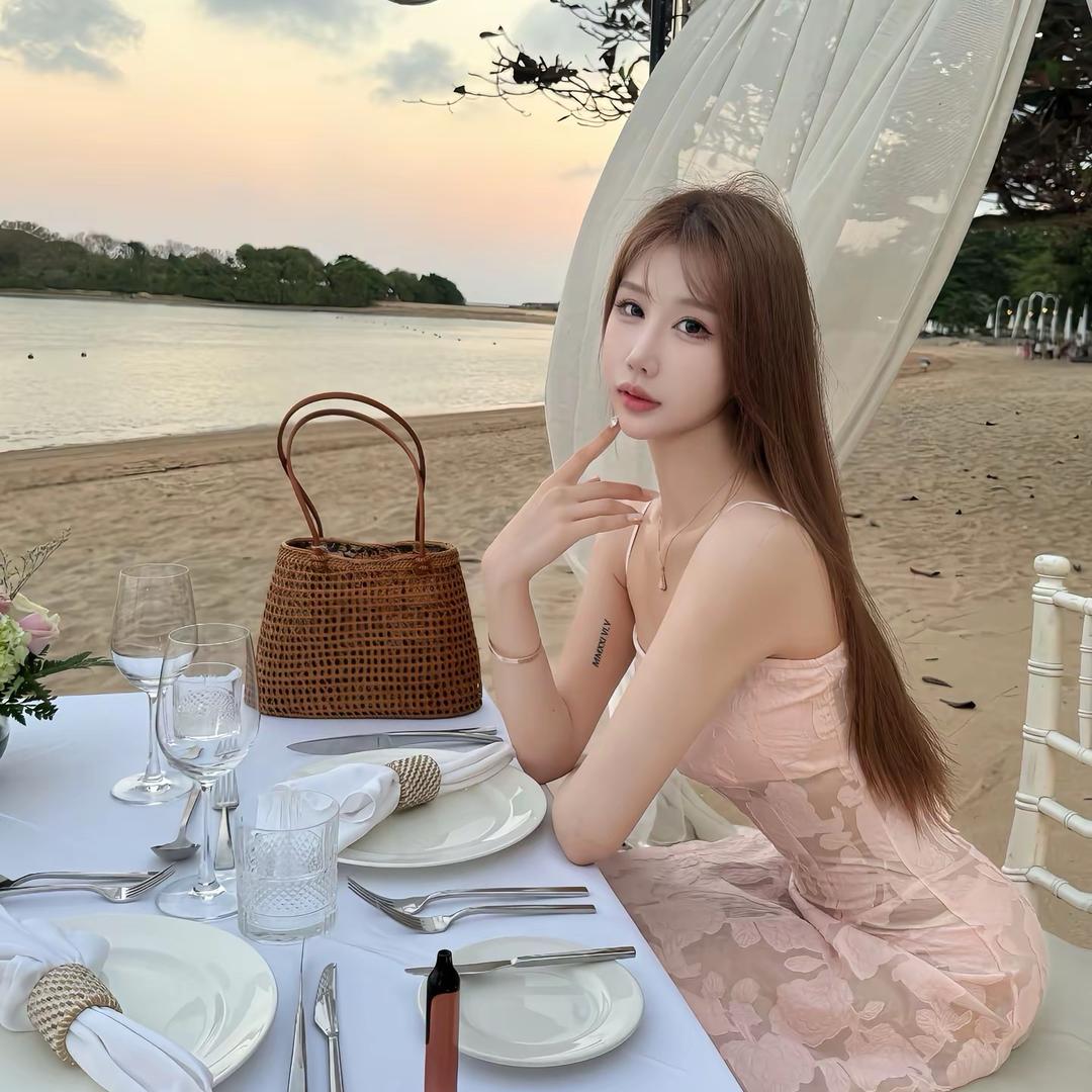 Melanie是伊伊