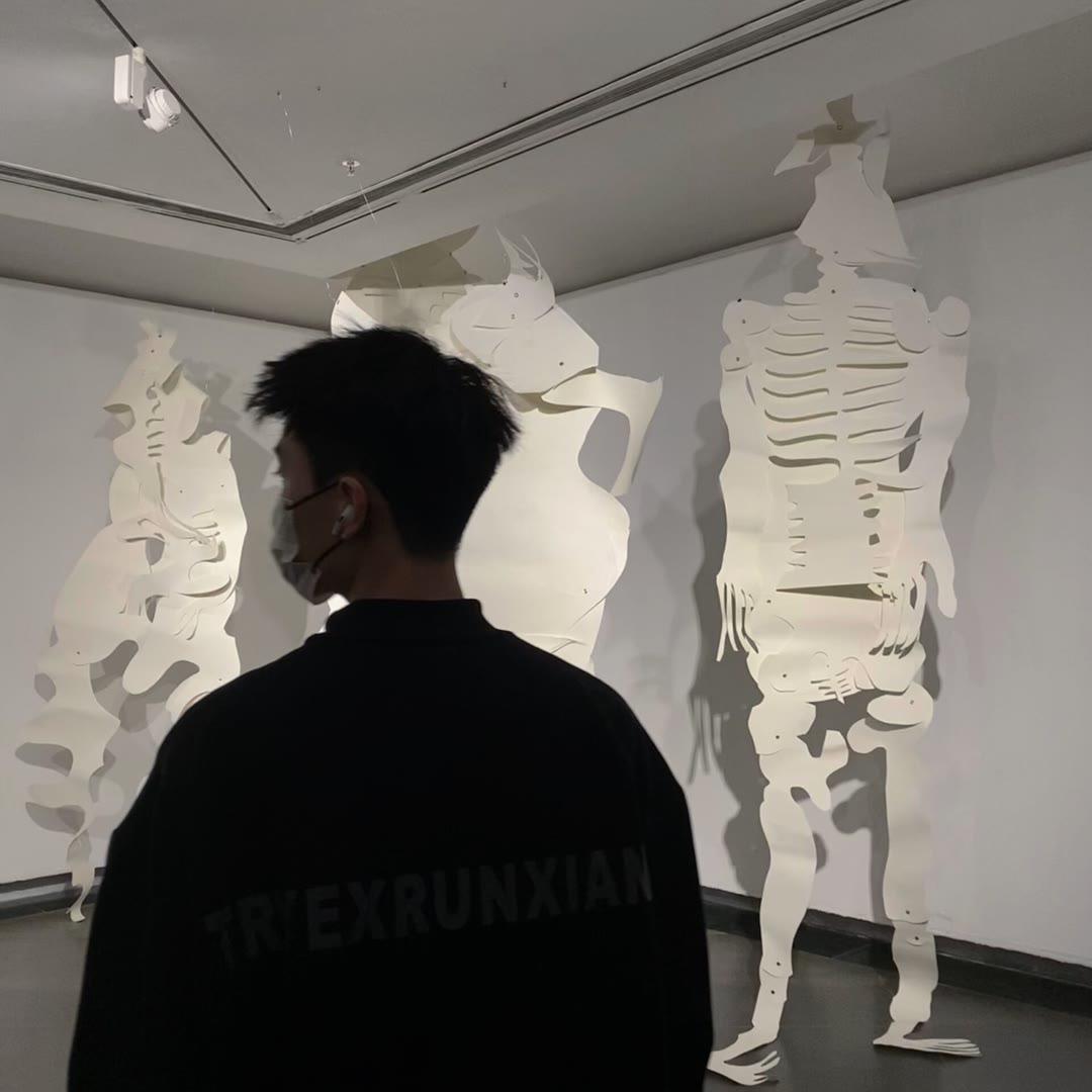 嘉亿·