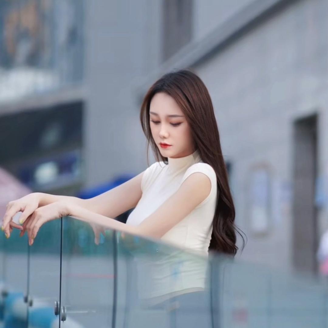 丁沫儿🦋·CHANEL