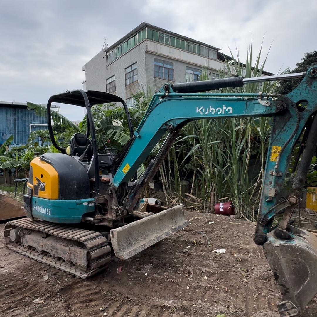 挖机出租在佛山（桂城周边专接零散活）
