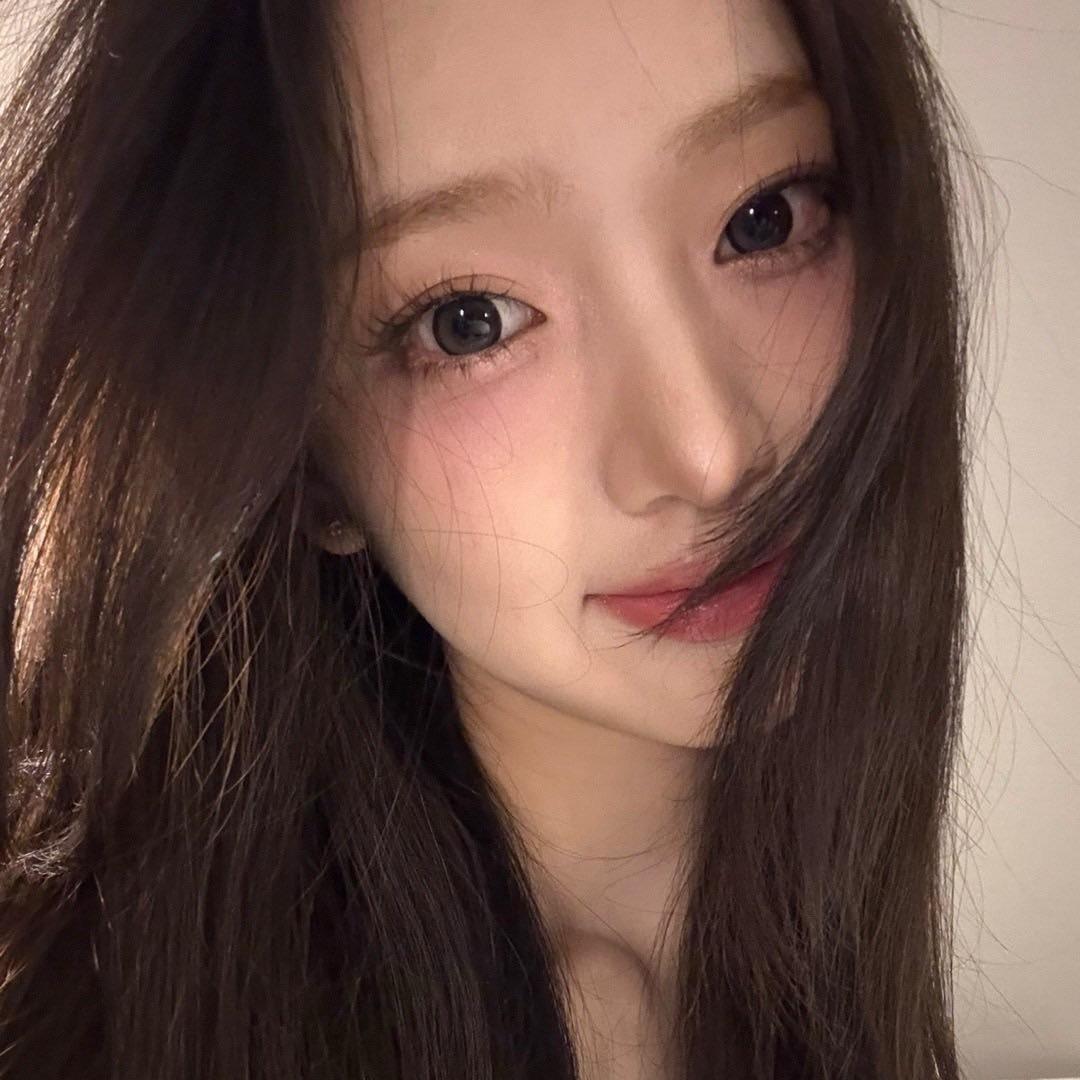 JkookEllaAa