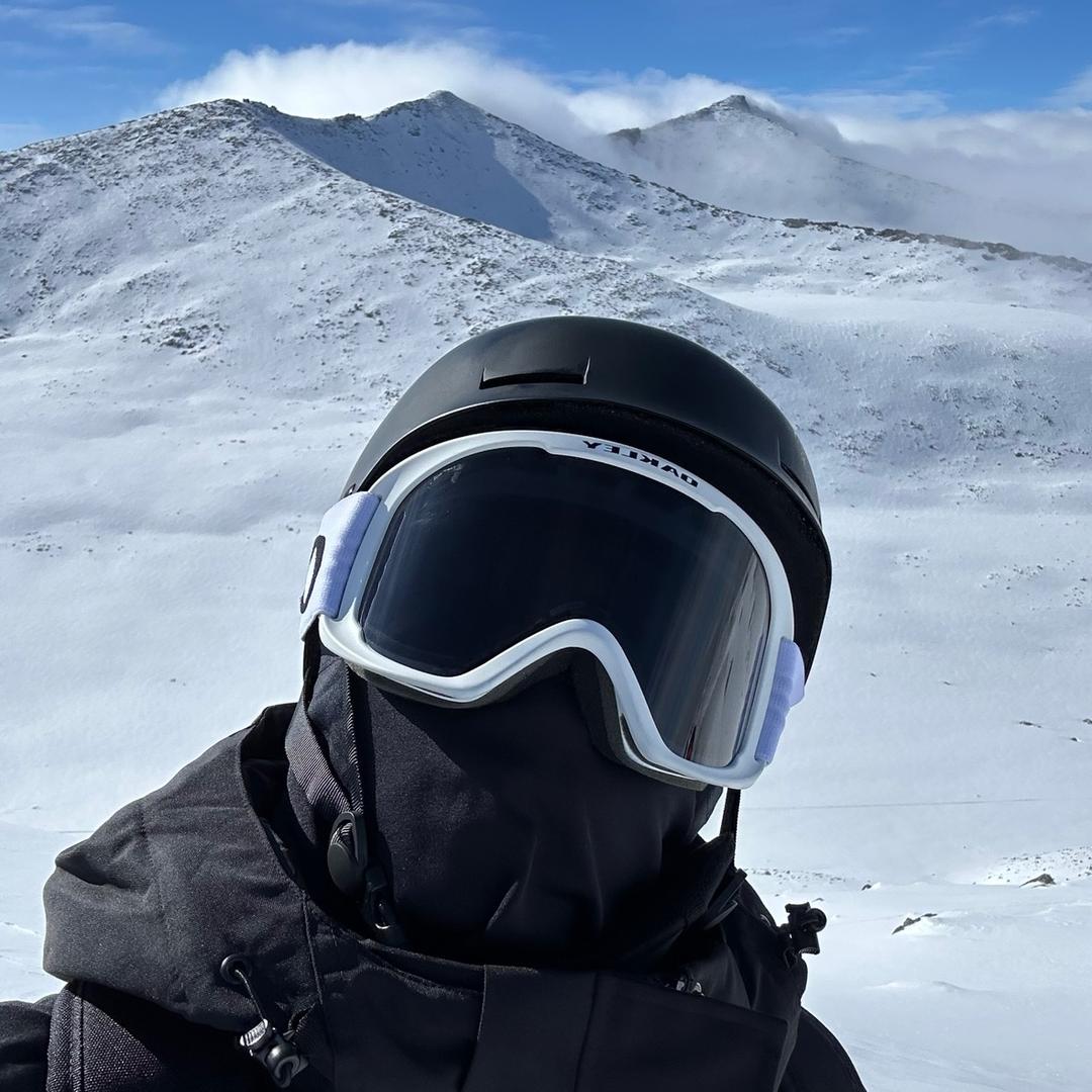 不是王先生⛷️