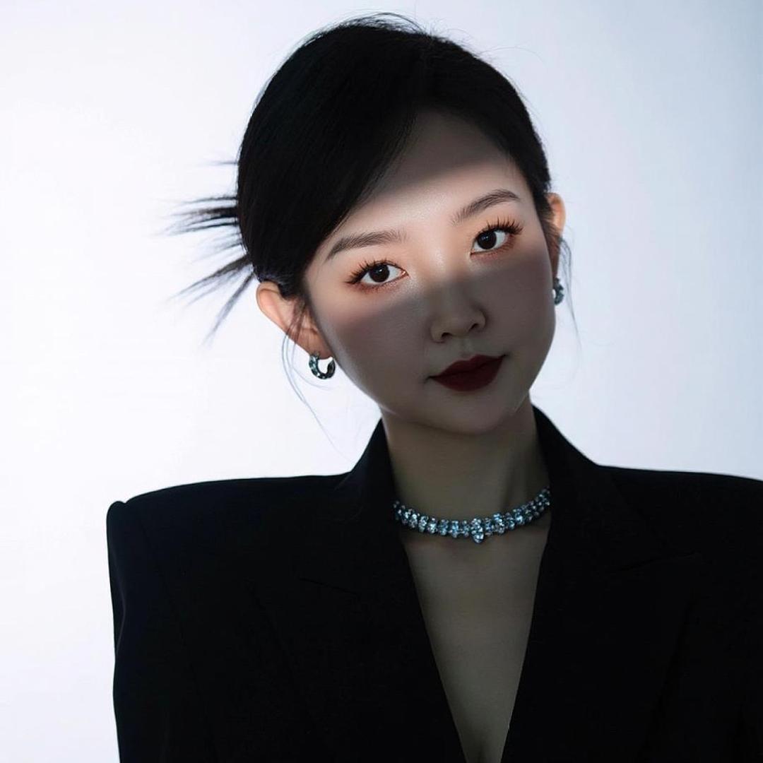 理想形象设计•爱之缘婚纱馆店长
