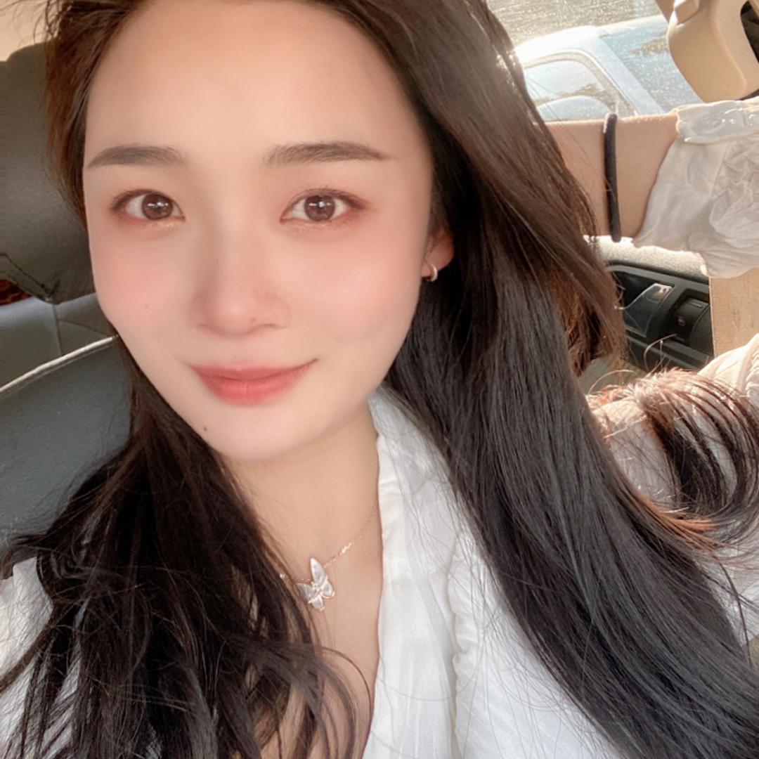 宥妮小美