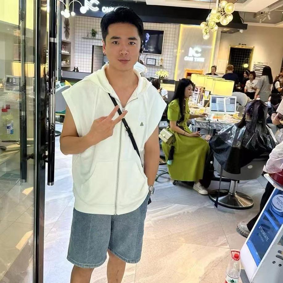 哈尔滨剪烫刘老板