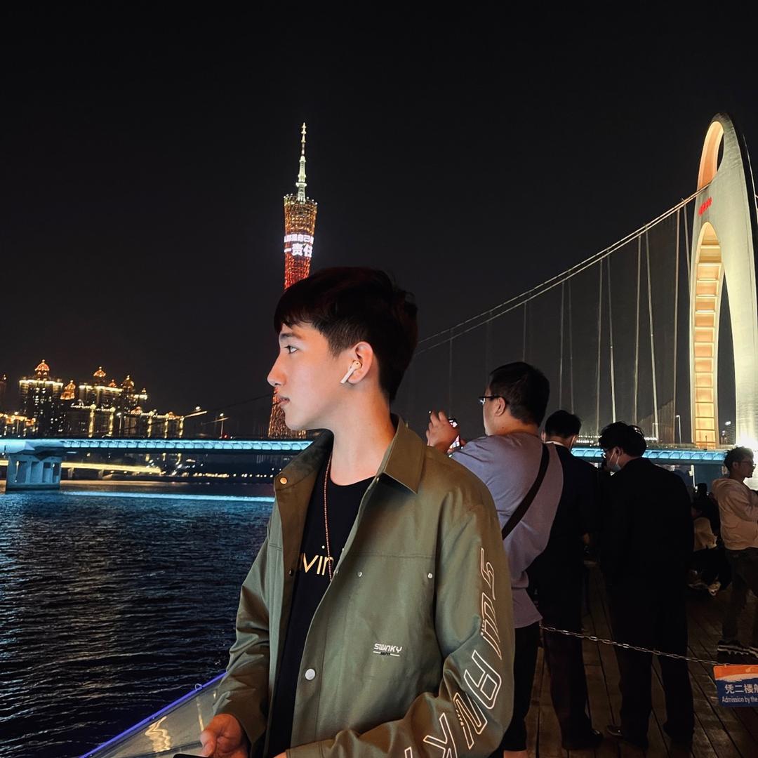 女粉丝很多的人