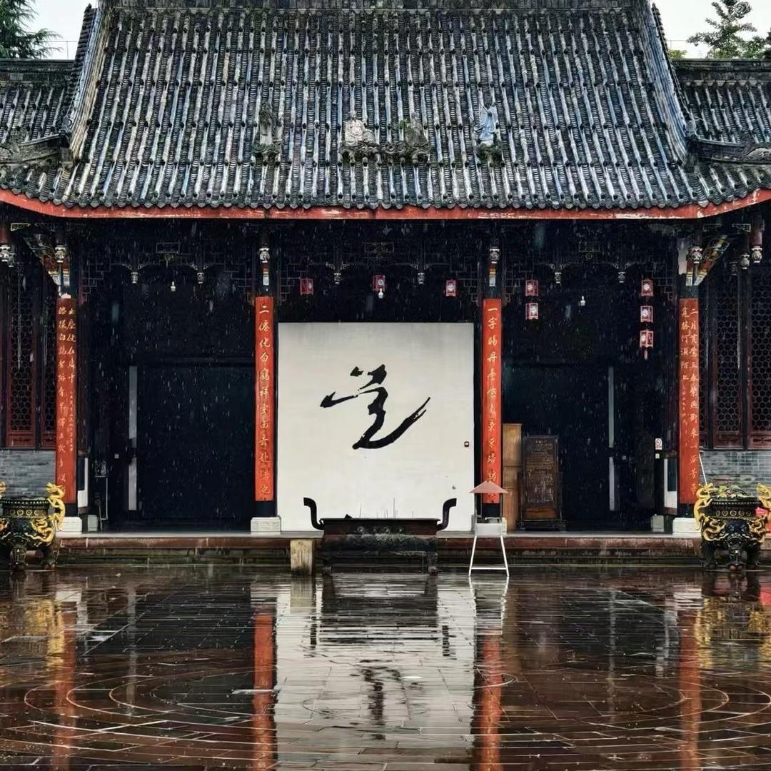 万吉隆锐