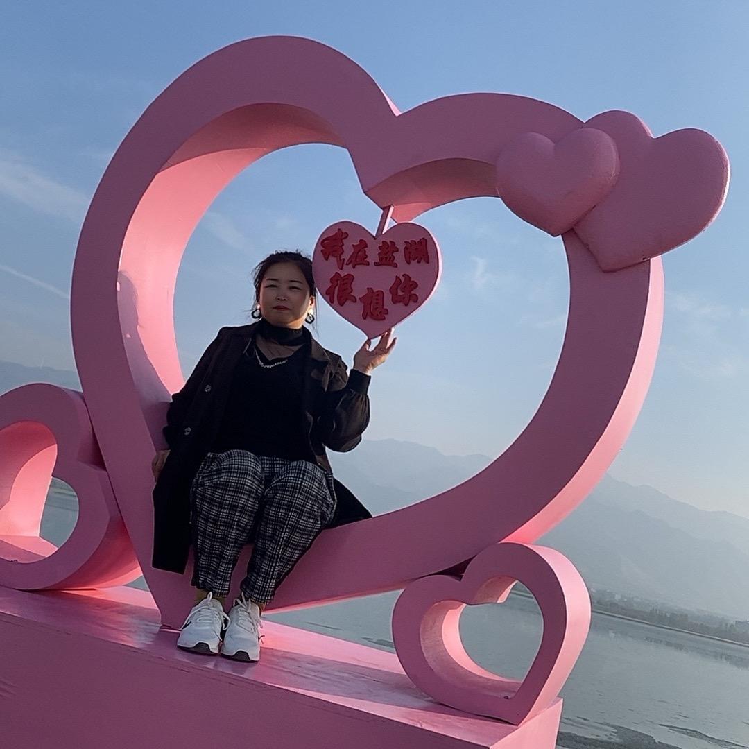 贝贝爱吃糖