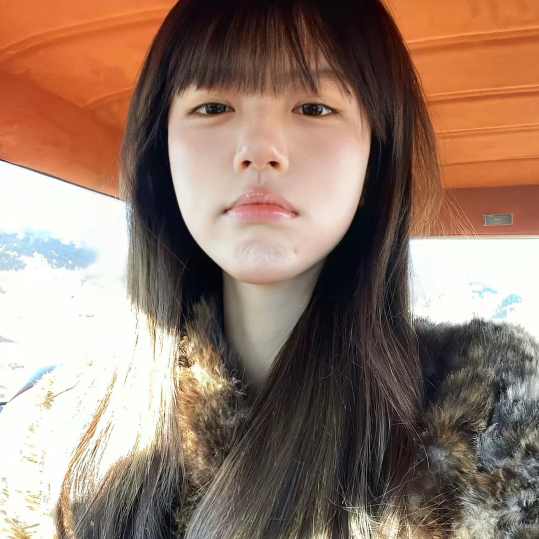 先睡了.