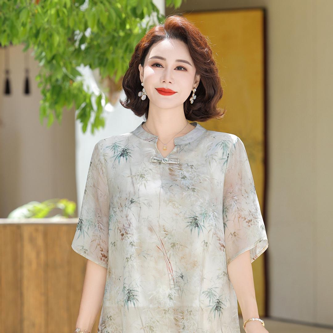 亿鑫妈妈装
